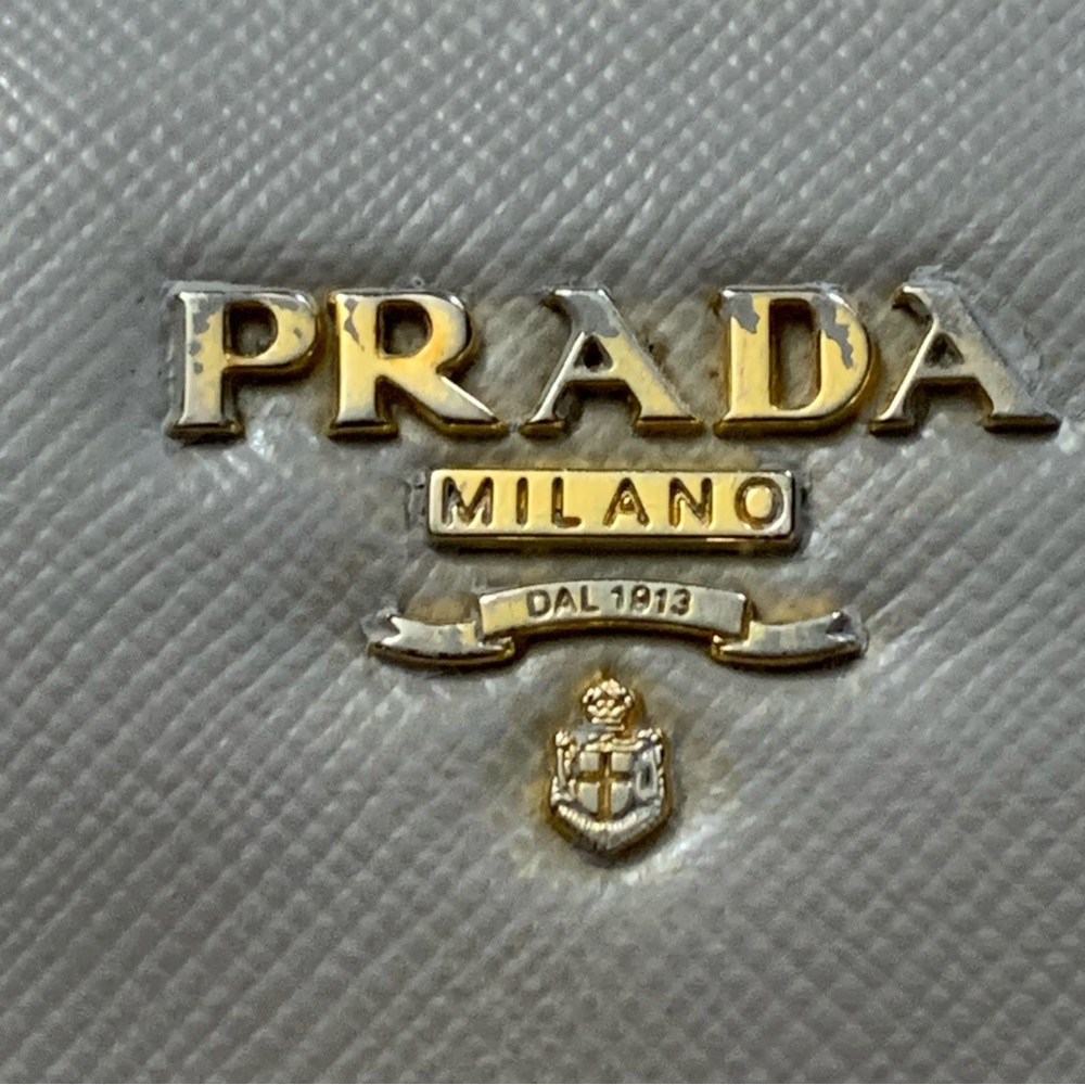 Prada Grey zippy long wallet - Picture 3 of 11